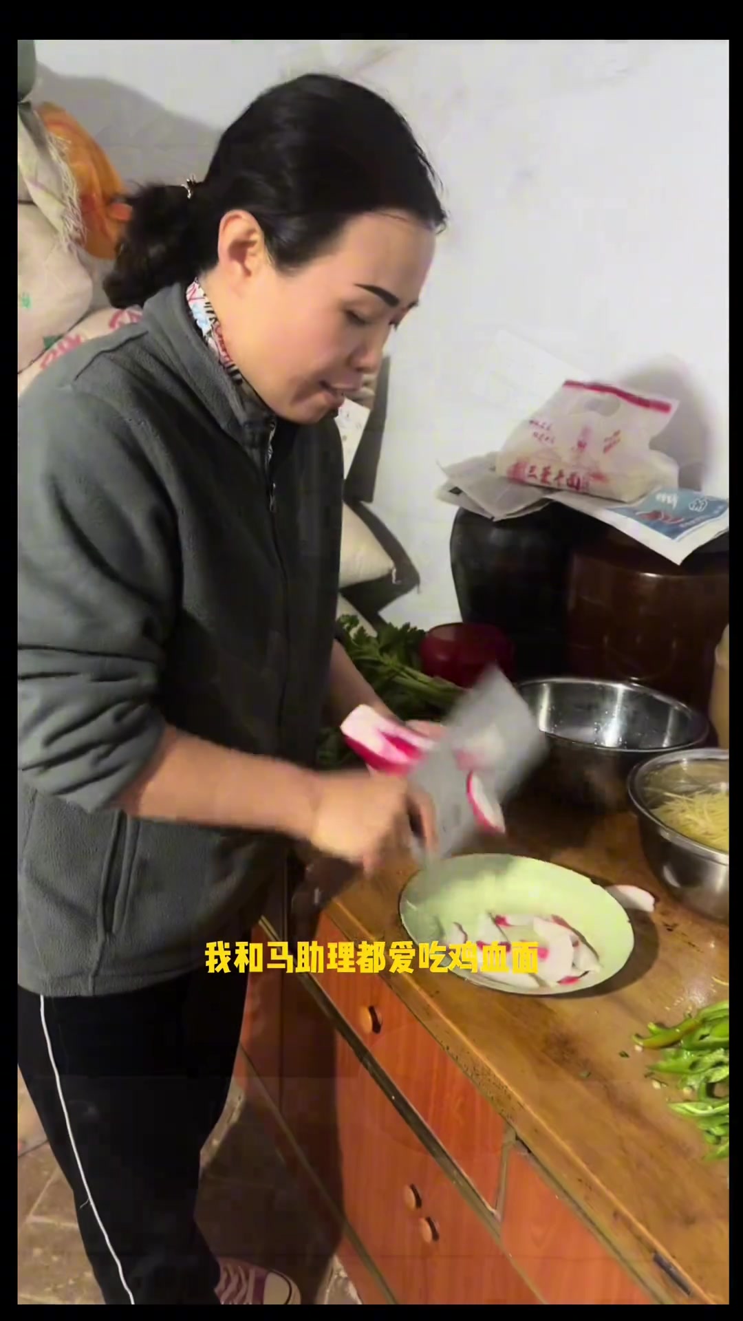 黄土高坡的秋天怎能少了一碗热腾腾的鸡血面呢
