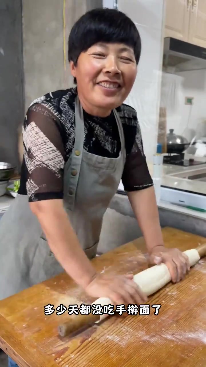 缩减版视频|家庭版杂酱面来啦,吃的很过瘾