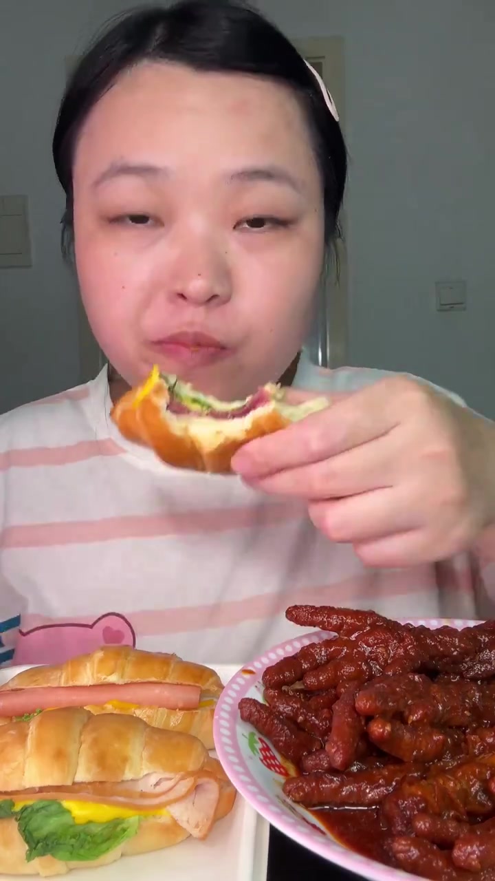 最爱的饭团还有奥尔良披萨!