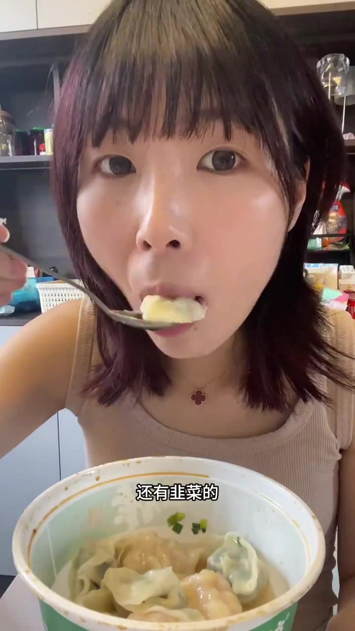 37周大馋嘴孕妇 吃了好多面包的一天呀 家里冰箱终于空一点了!