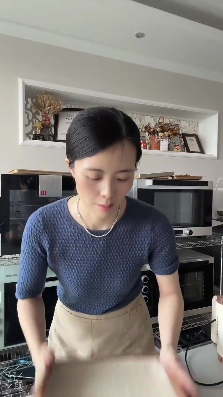 复刻山姆同款伯爵红茶瑞士卷!真的是好香好好吃哈哈哈!
