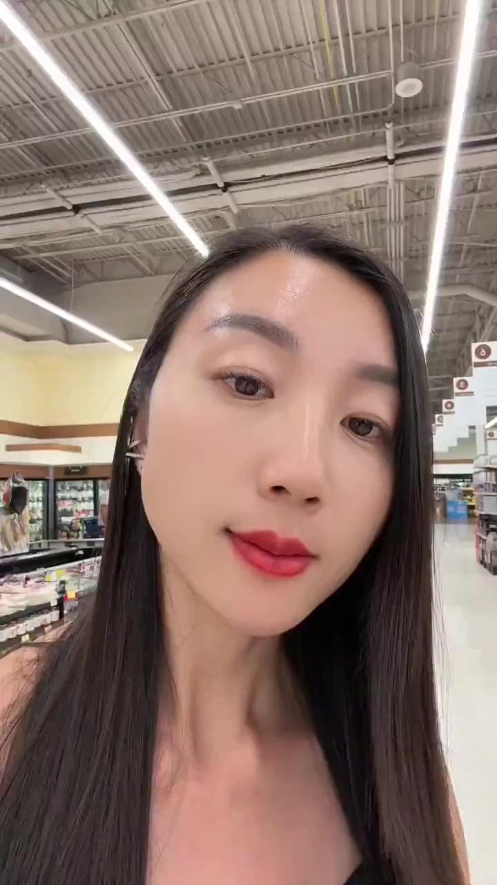 今天带大家看看美国超市里都有哪些蔬菜?以及价格