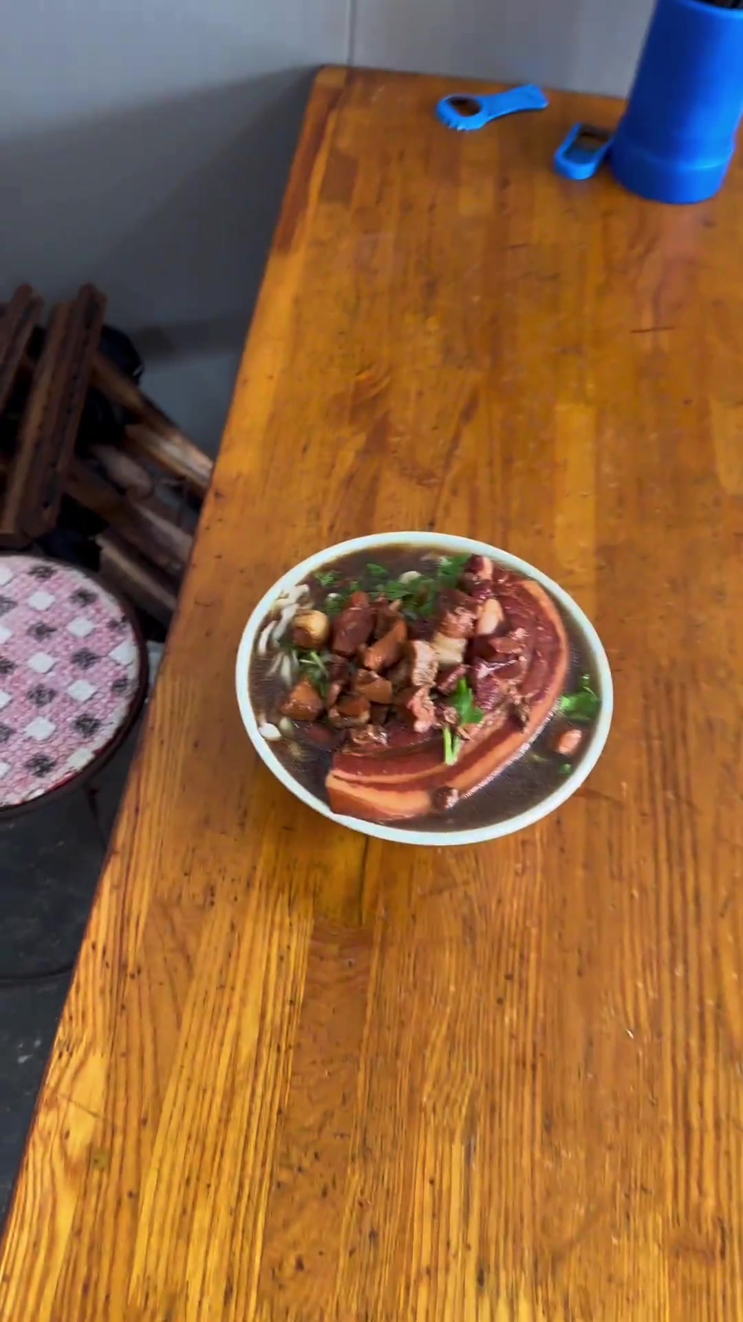 你们见过这么大的大肉面吗?