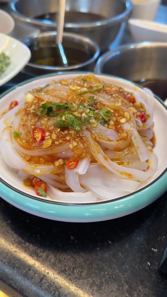 立所倔老头鱼鲜火锅