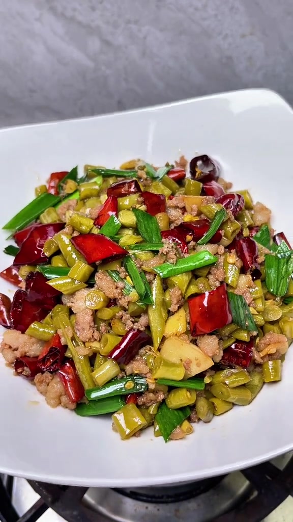 酸豇豆炒肉末来了!