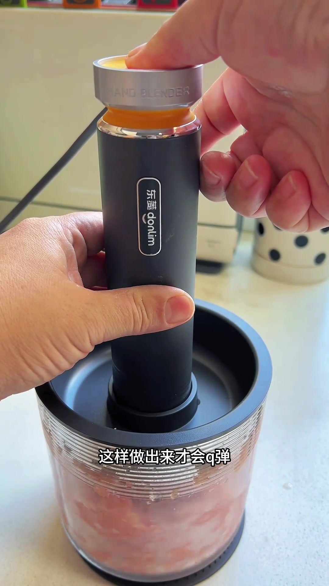 用绞肉机做瘦肉丸真的太简单了,好吃又弹牙