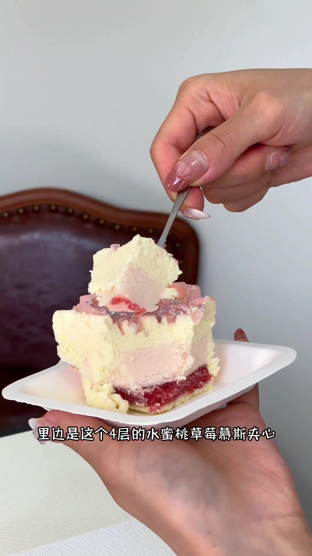 闺蜜过生日送她个有仪式感的蛋糕,你们觉得咋样