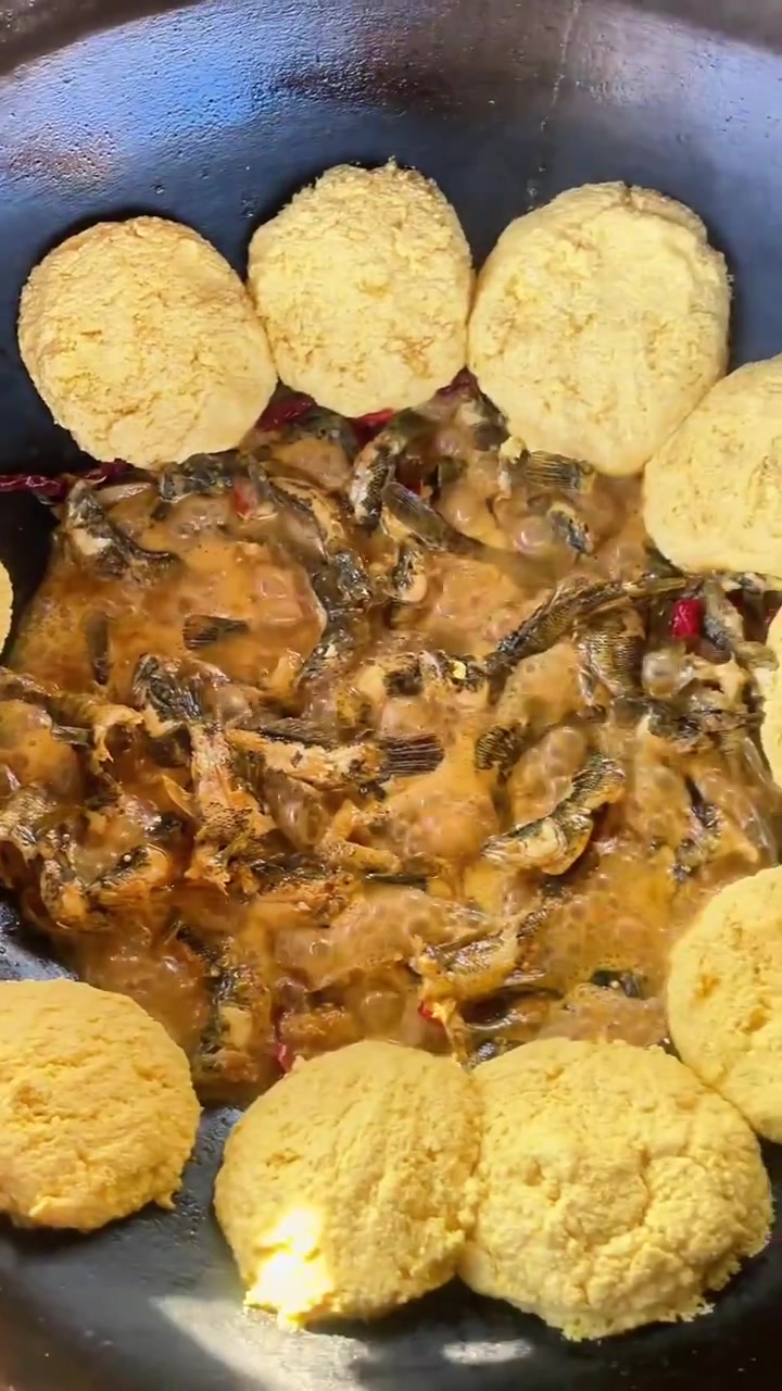 酱焖老头鱼配上大饼子,有爱吃这口的吗?