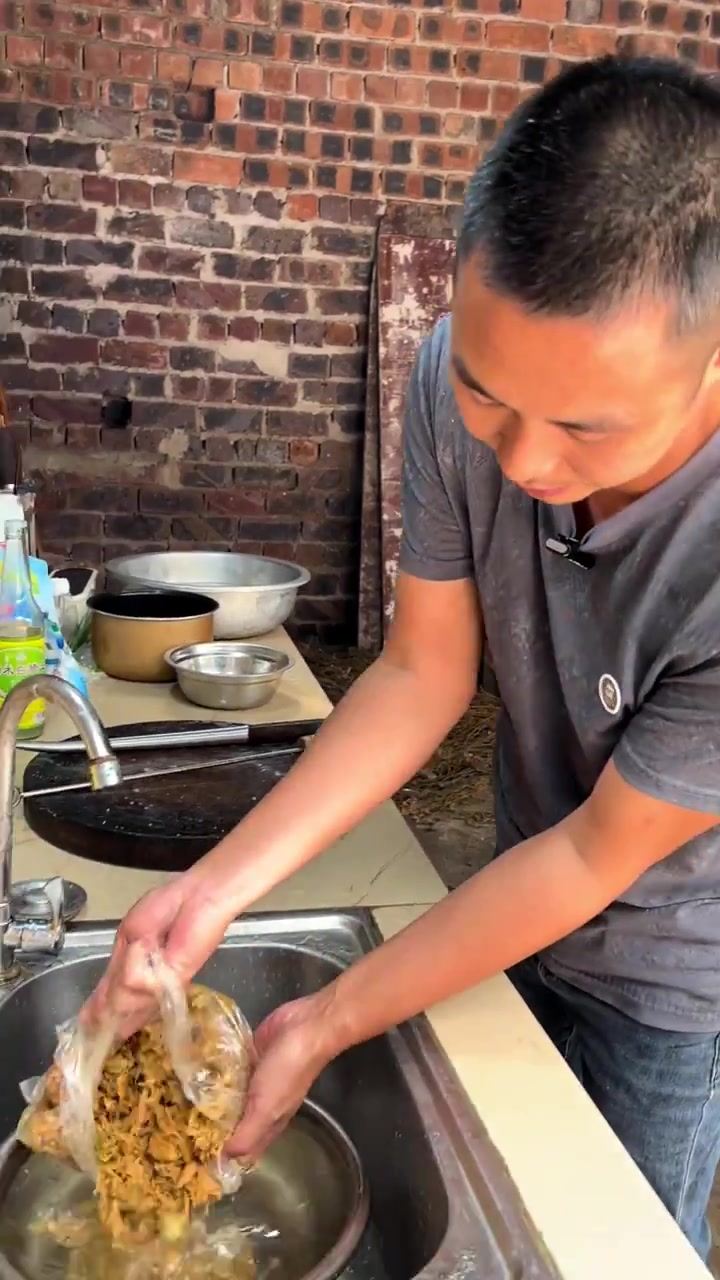 冬菜扣肉 有喜欢这种扣肉的吗?超爱哦