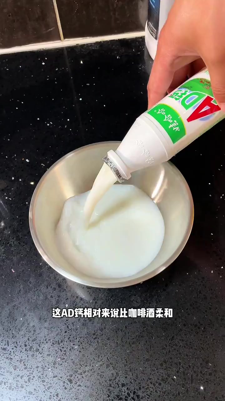 就这家庭版做法的提拉米苏你就学去吧,经济实惠,做法还简单