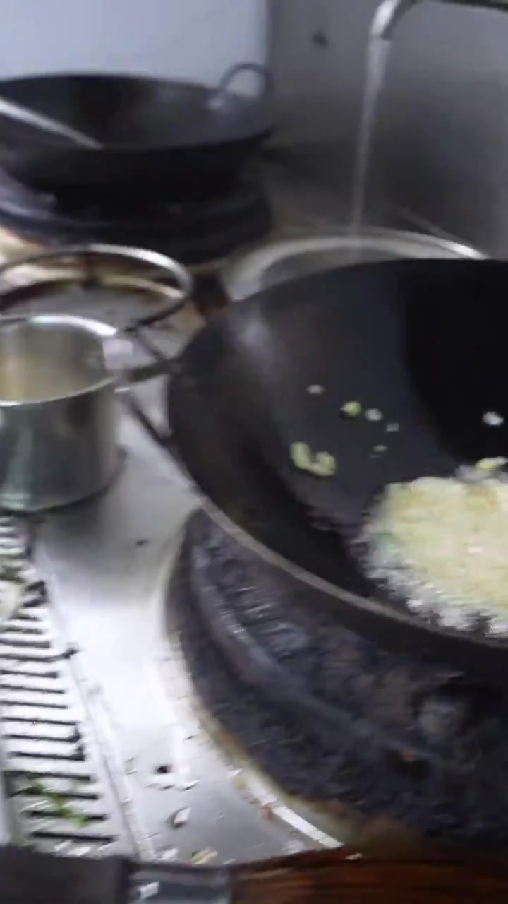 炒黑咸菜丝,比肉都好吃