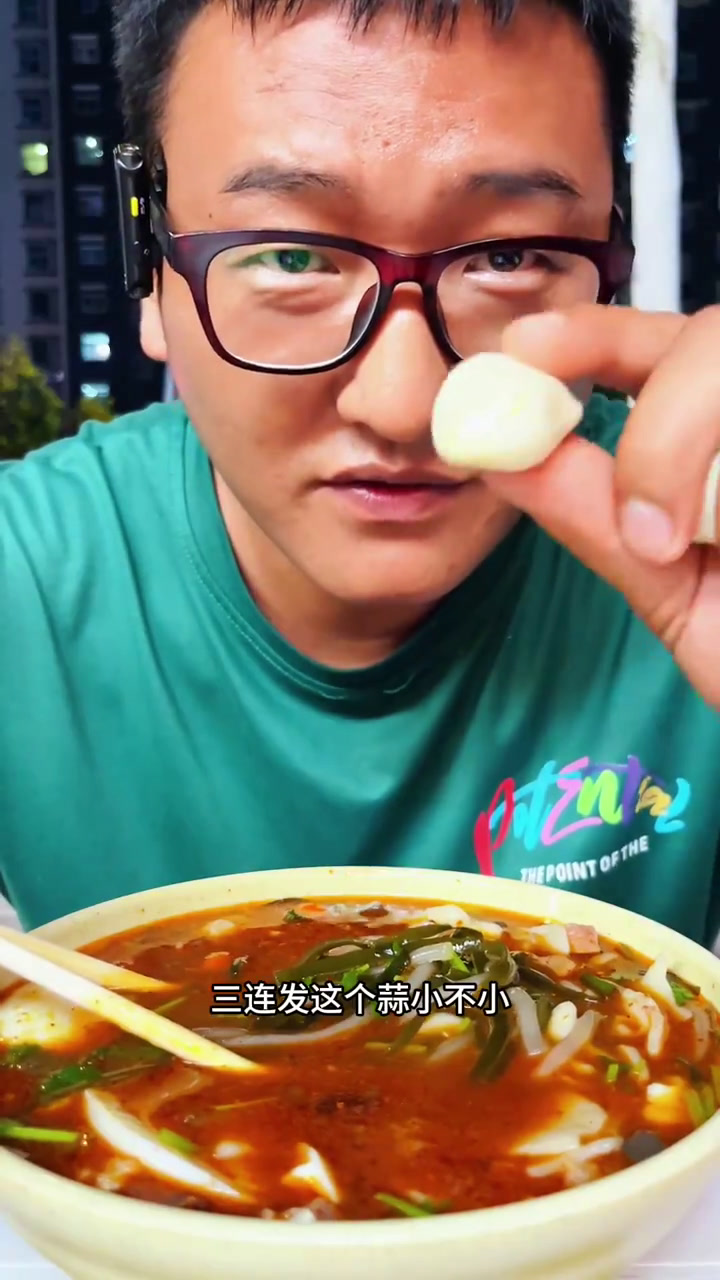 山西特色面食,羊肉片汤你们吃过吗?再配上韭菜盒子