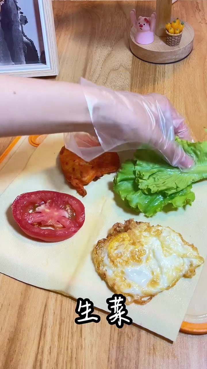 有手就会做的懒人 “轻食餐,蔬菜三明治,真的真的太好吃了!要不要来一份!“三明治 “自制低