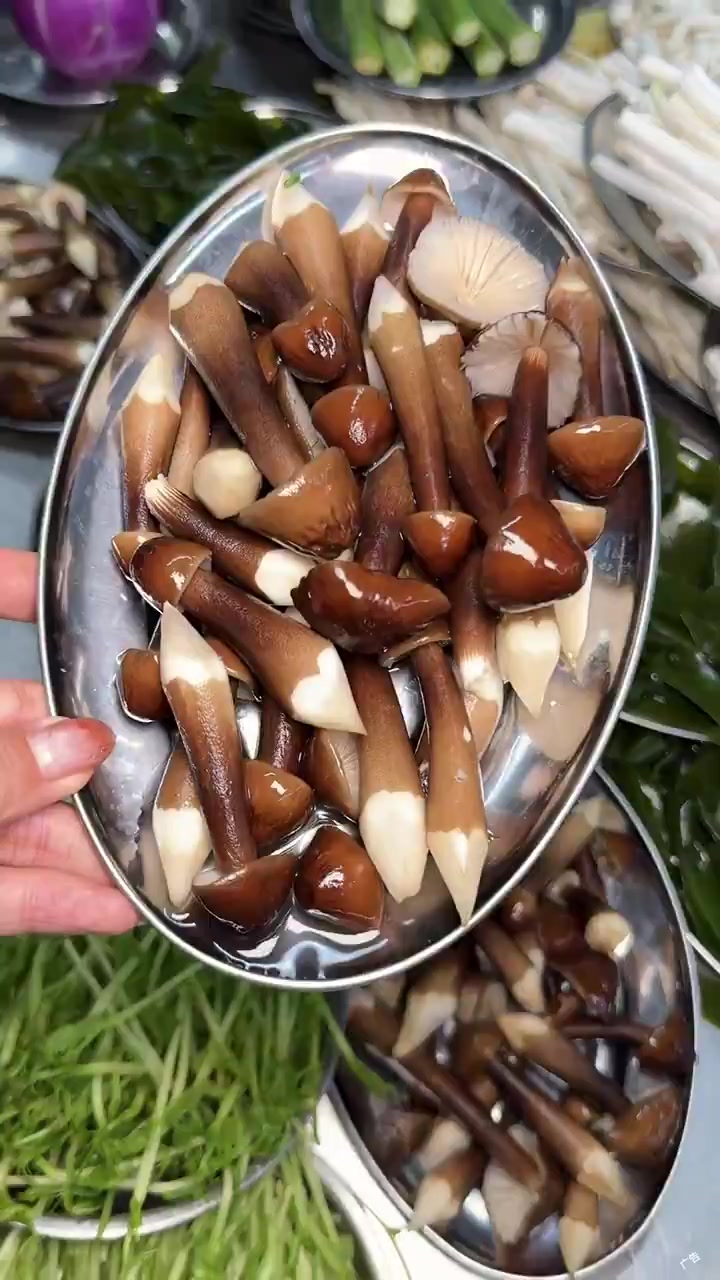 山东大集式的海鲜粥自选火锅,真的比菜市场还便宜