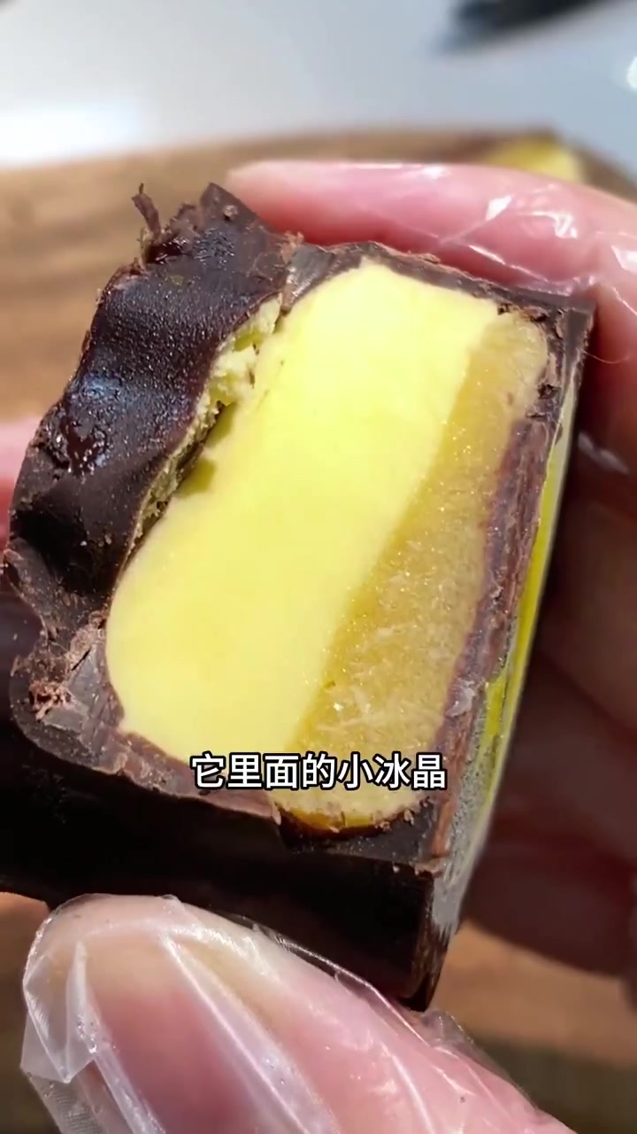 巧克力零食试吃!本巧克力脑袋大满足!一口就幸福!