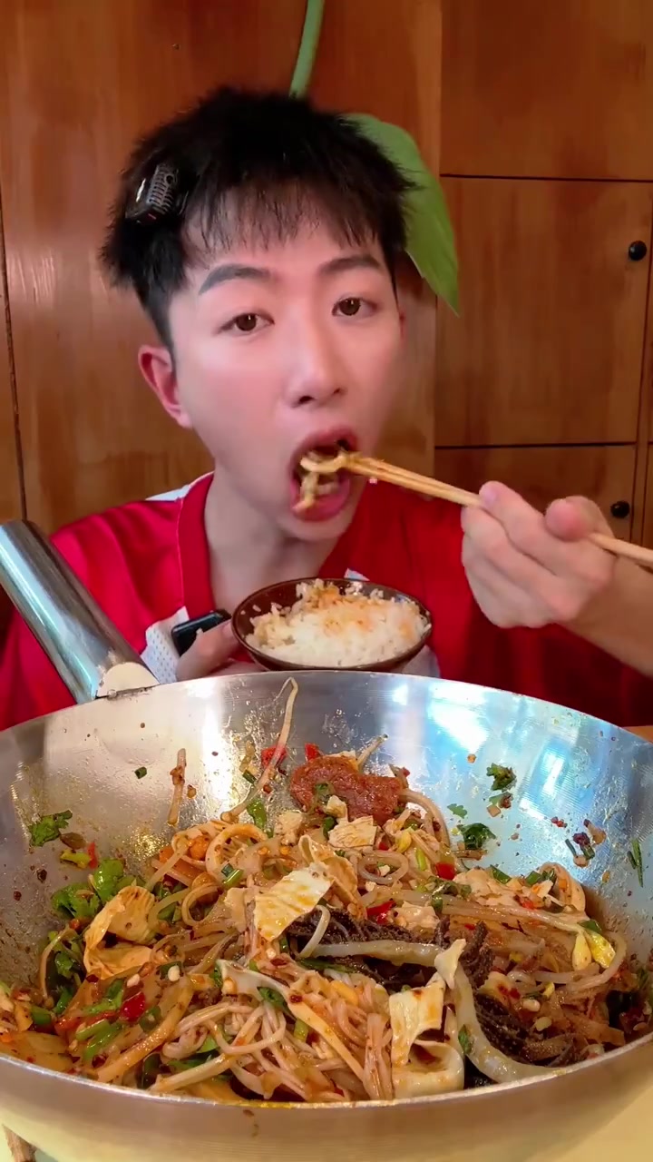 让我康康,大学城还有谁没吃过“重庆麻辣烫”?