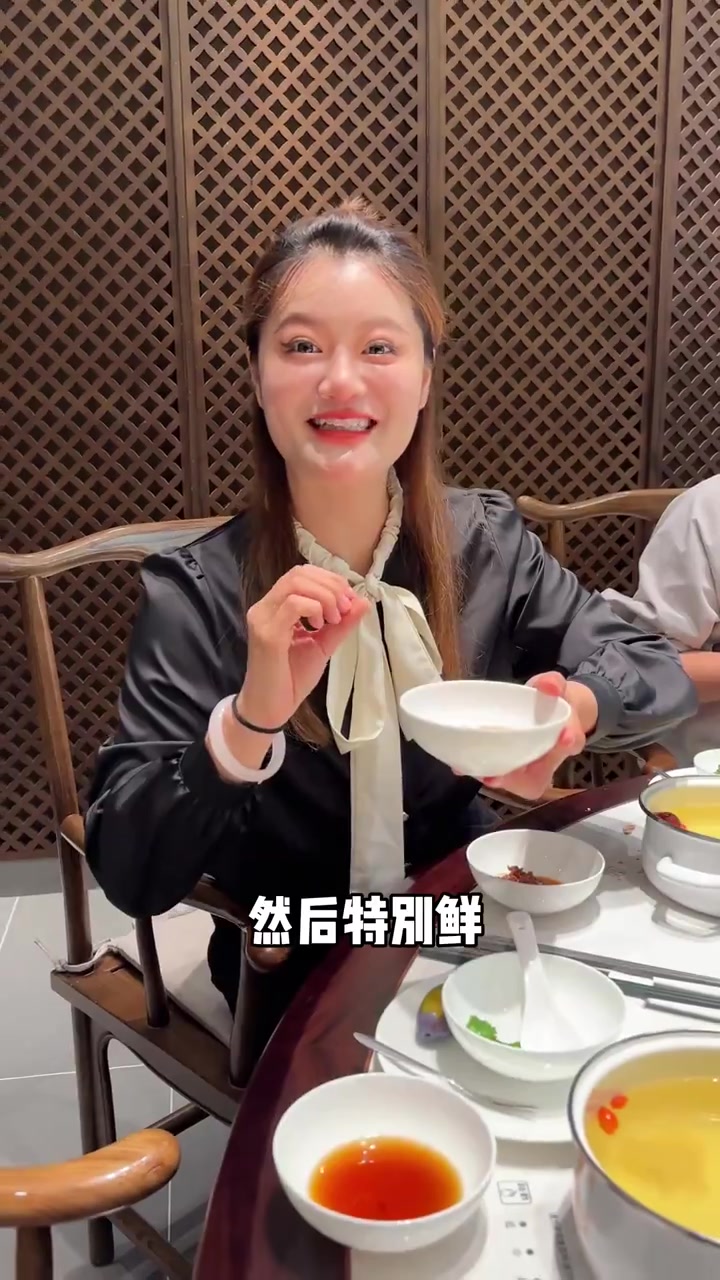 我竟然不知道乌鲁木齐有这种火锅店!