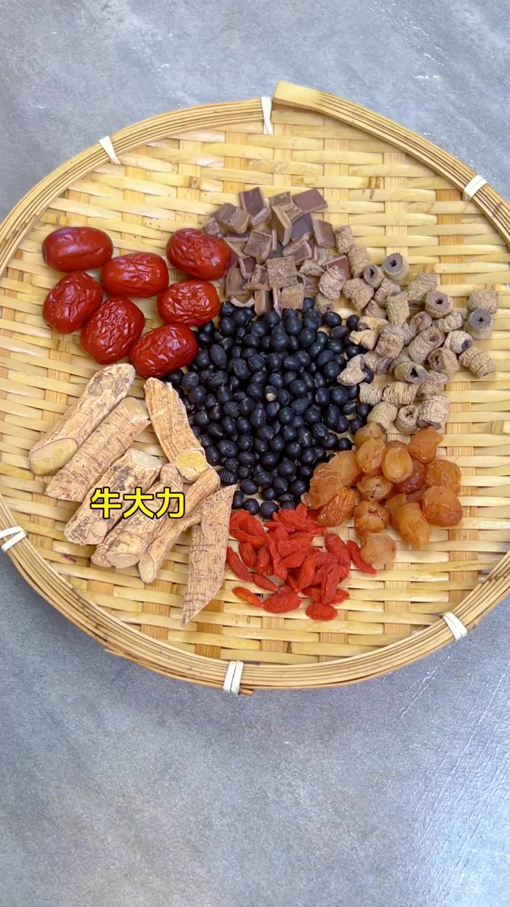 私房猪尾汤 喝了腰不酸,腿不疼,营养又健康!