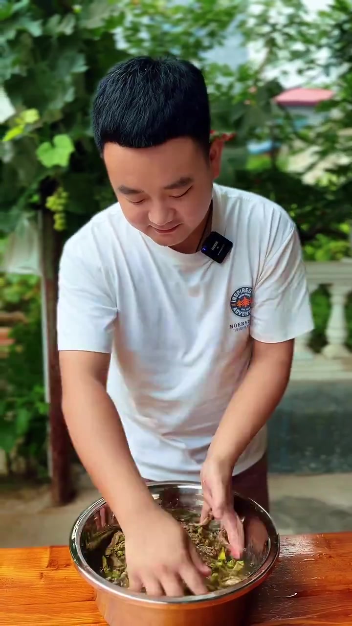 超级好吃的茄子干咸菜做法 口感像肉