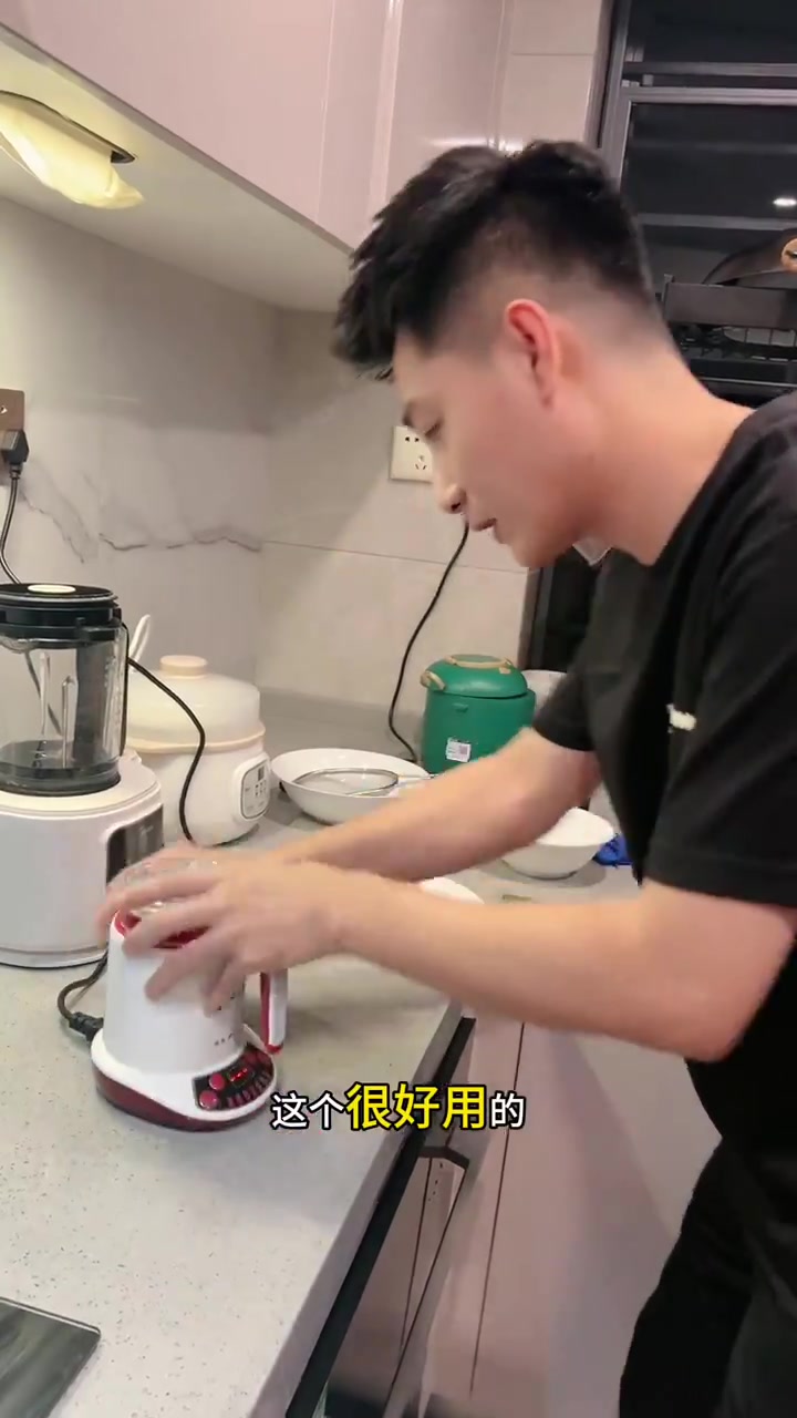 分享一个无脑炖煮燕窝的方法,简单方便,好吃又有口感