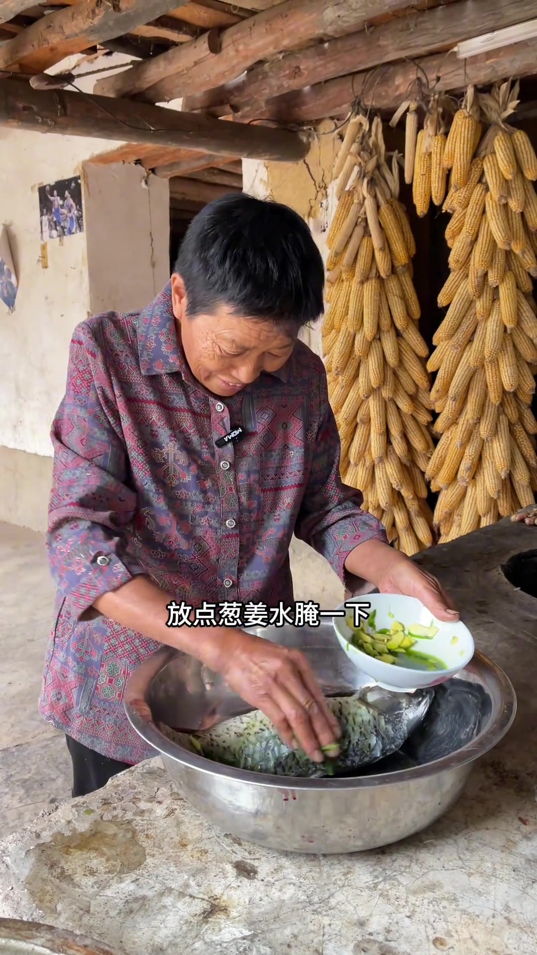 姐妹们好 我是宝财 最近几个月一直在忙 感谢大家的支持与鼓励 天气变冷了 大家多注意保暖 