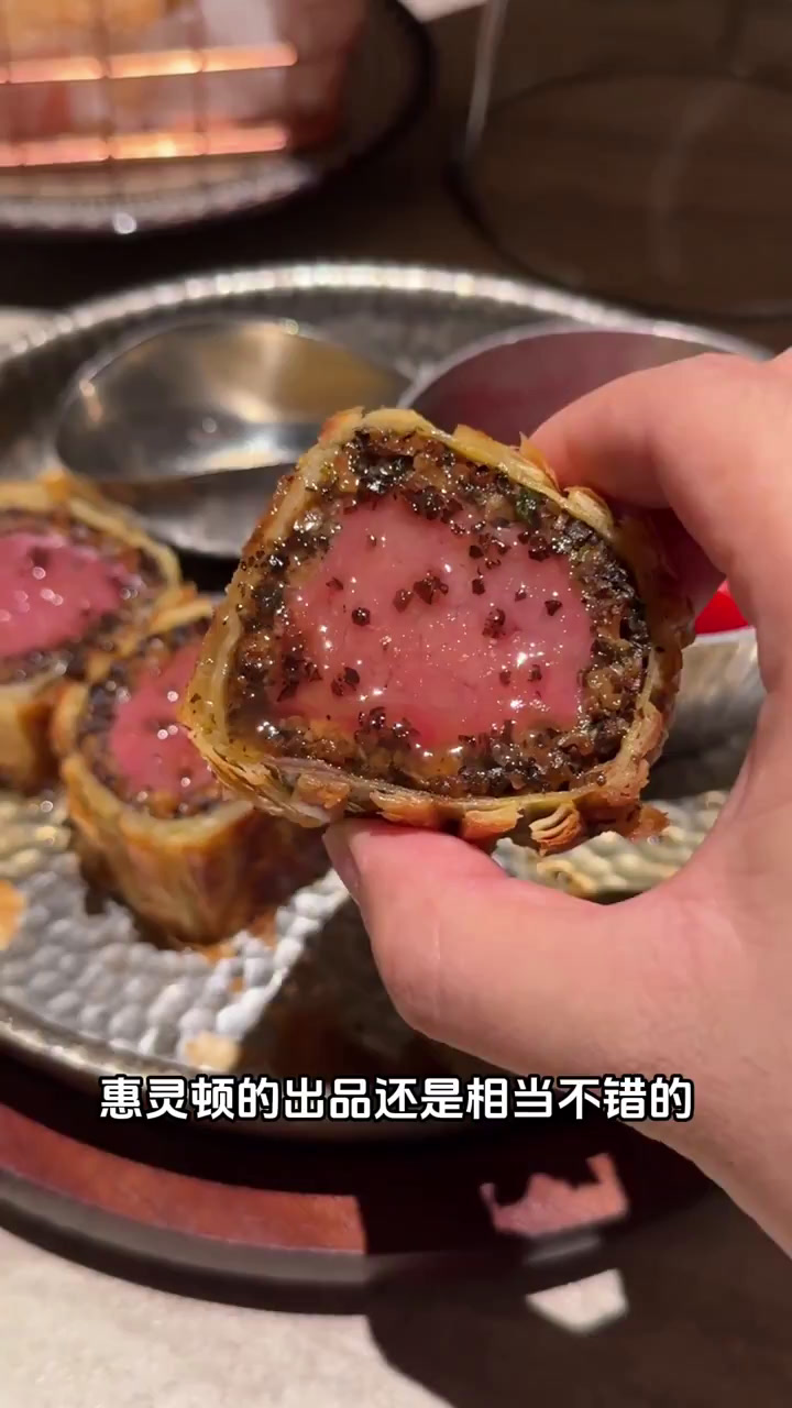 上海的西堤牛排也太给力了!环境好,菜品种类选择也多!