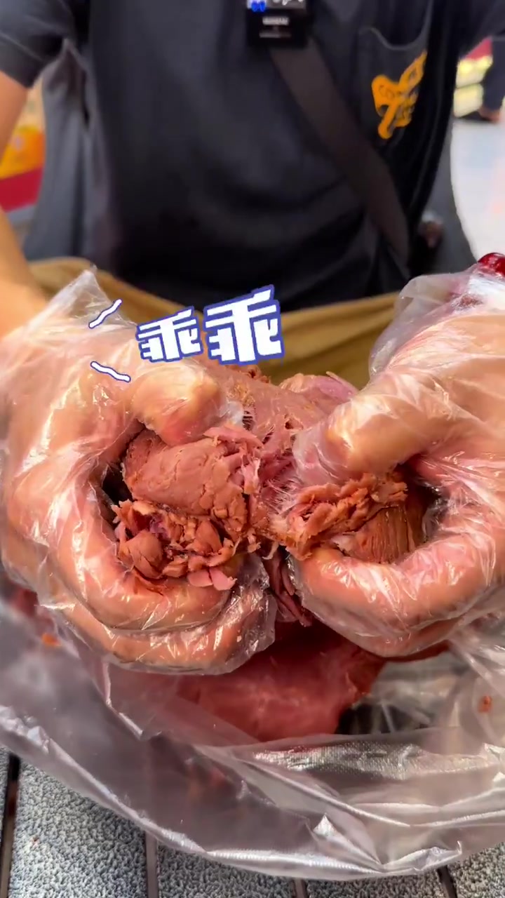 家门口开了家邦杰牛肉,在这还能吃到当天现卤的五香牛肉