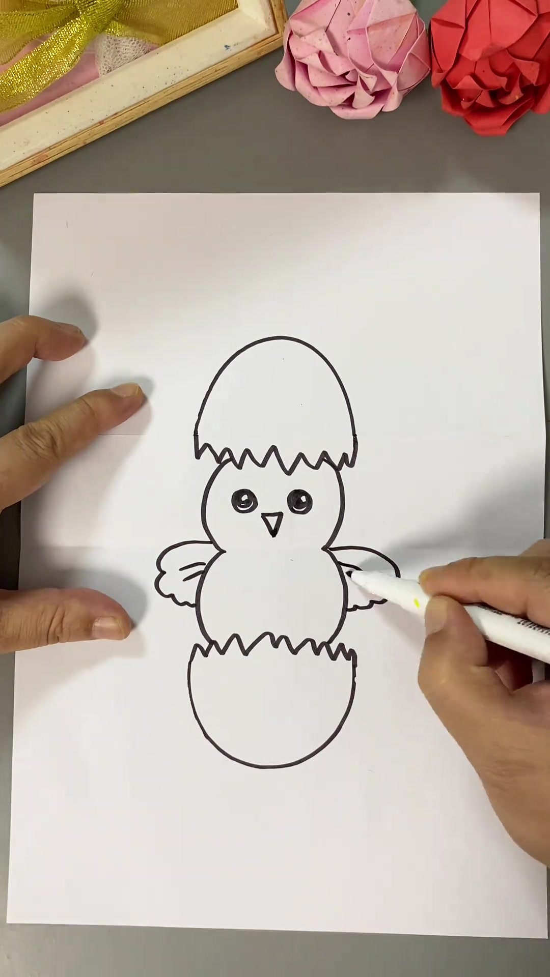 用家里的胶带和孩子画简单有趣的创意儿童画吧