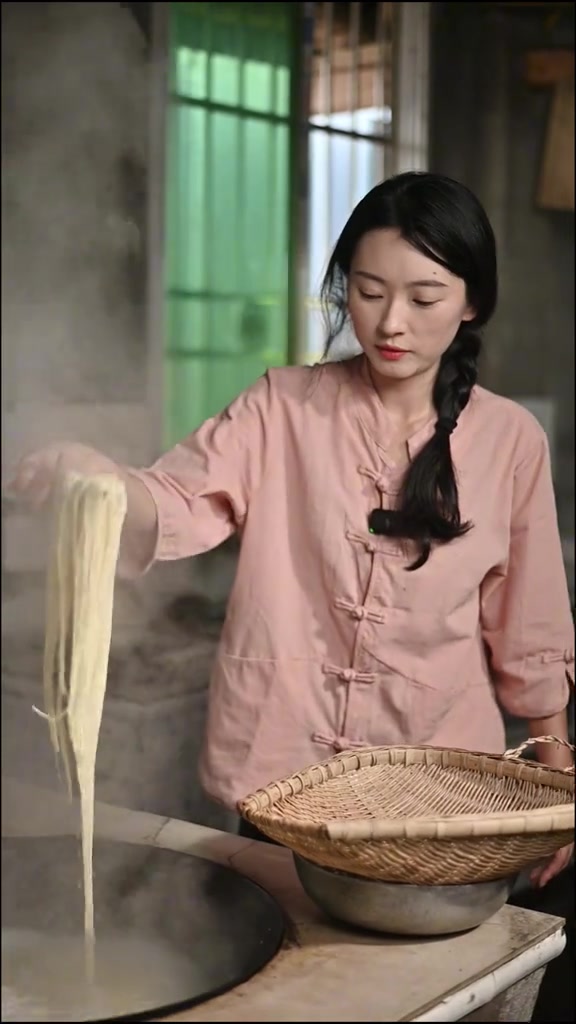 阆中臊子牛肉面 身在异乡,胃在家乡,一碗阆中的臊子牛肉面