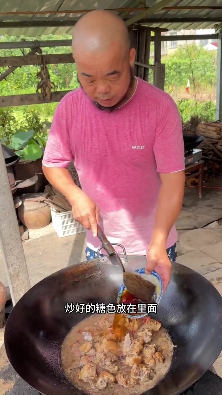 猪脚烧芸豆,一道简单的家常菜,软糯Q弹,满满的胶原蛋白。