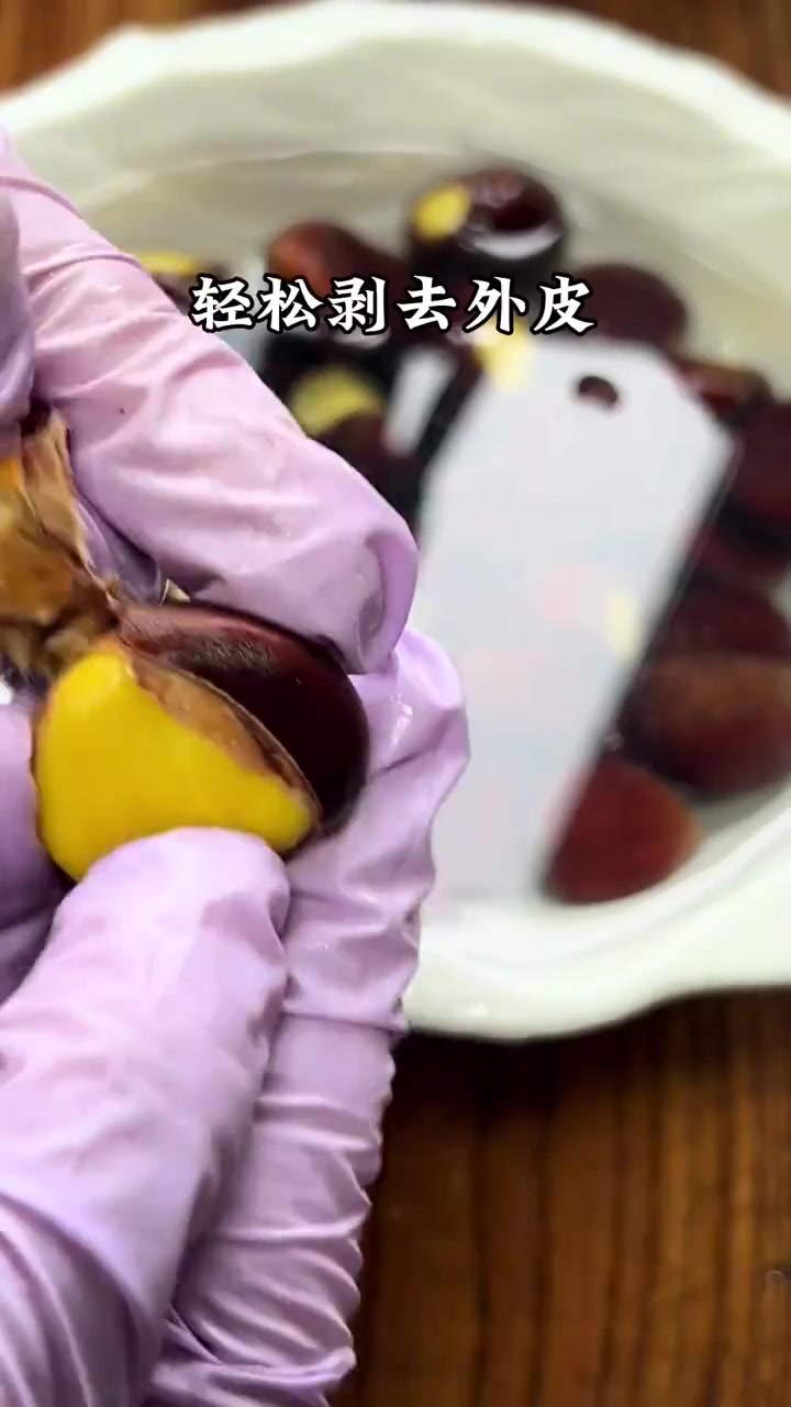 板栗炒鸡,中秋餐桌上的一道硬菜,鲜嫩入味