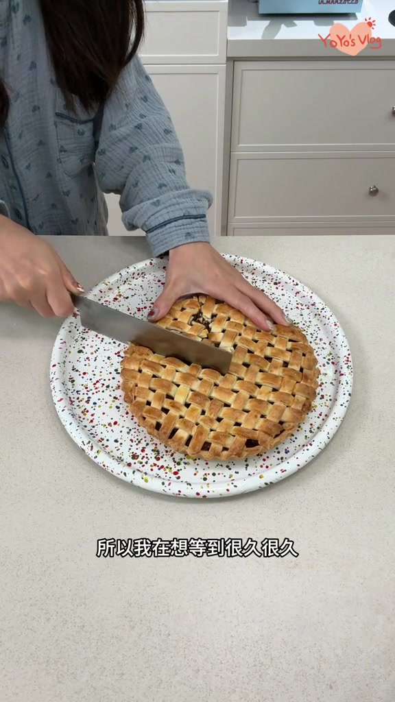 秋天了,是时候吃肉桂苹果派了!