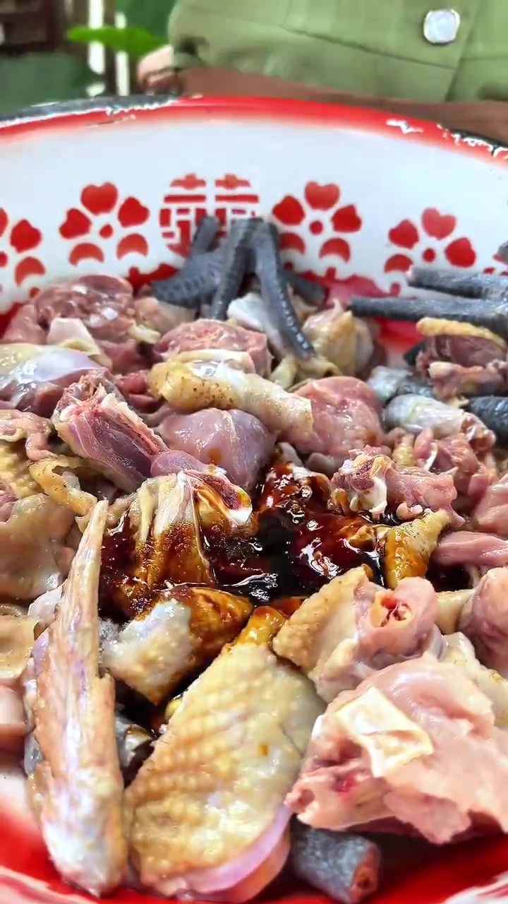 爆辣干锅鸡有多过瘾 真的巨好吃 做法简单 干香麻辣 下饭或者8+1