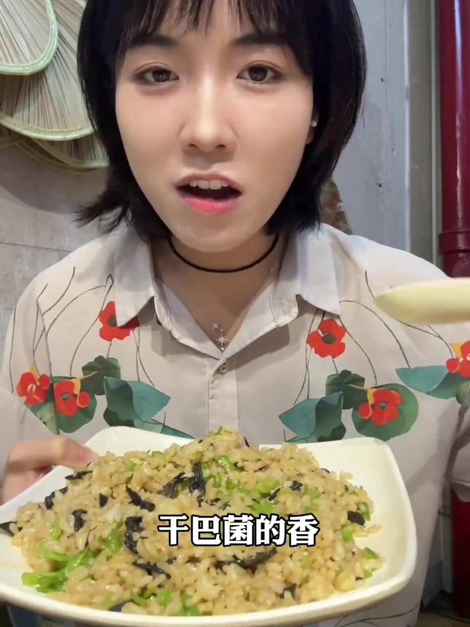 大概每个云南人都懂这口的美味云南野生菌搭配猪油炒菜?