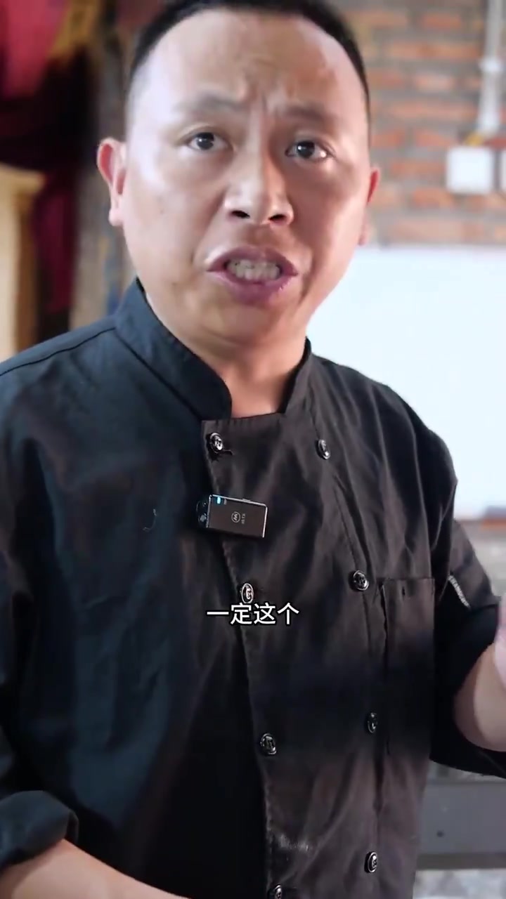 红烧大白鲢鱼 以前的大席菜都是这个鱼