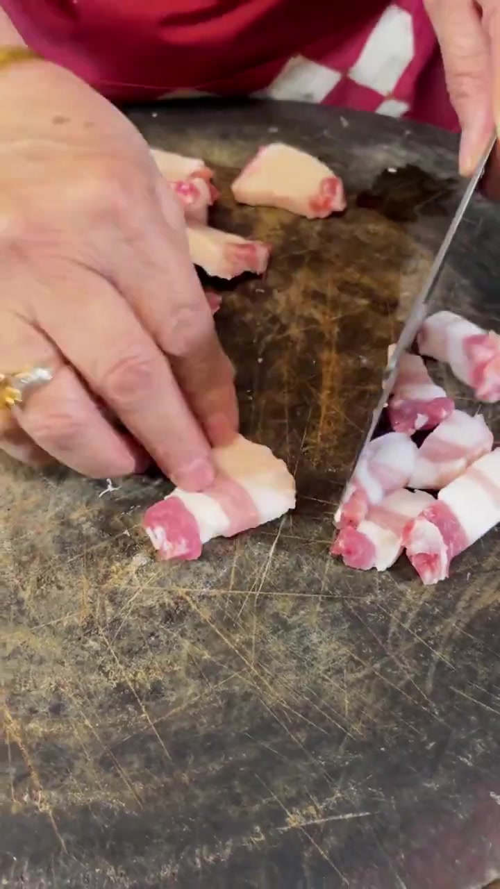 三层肉金针菜 真材实料才能做出好味道