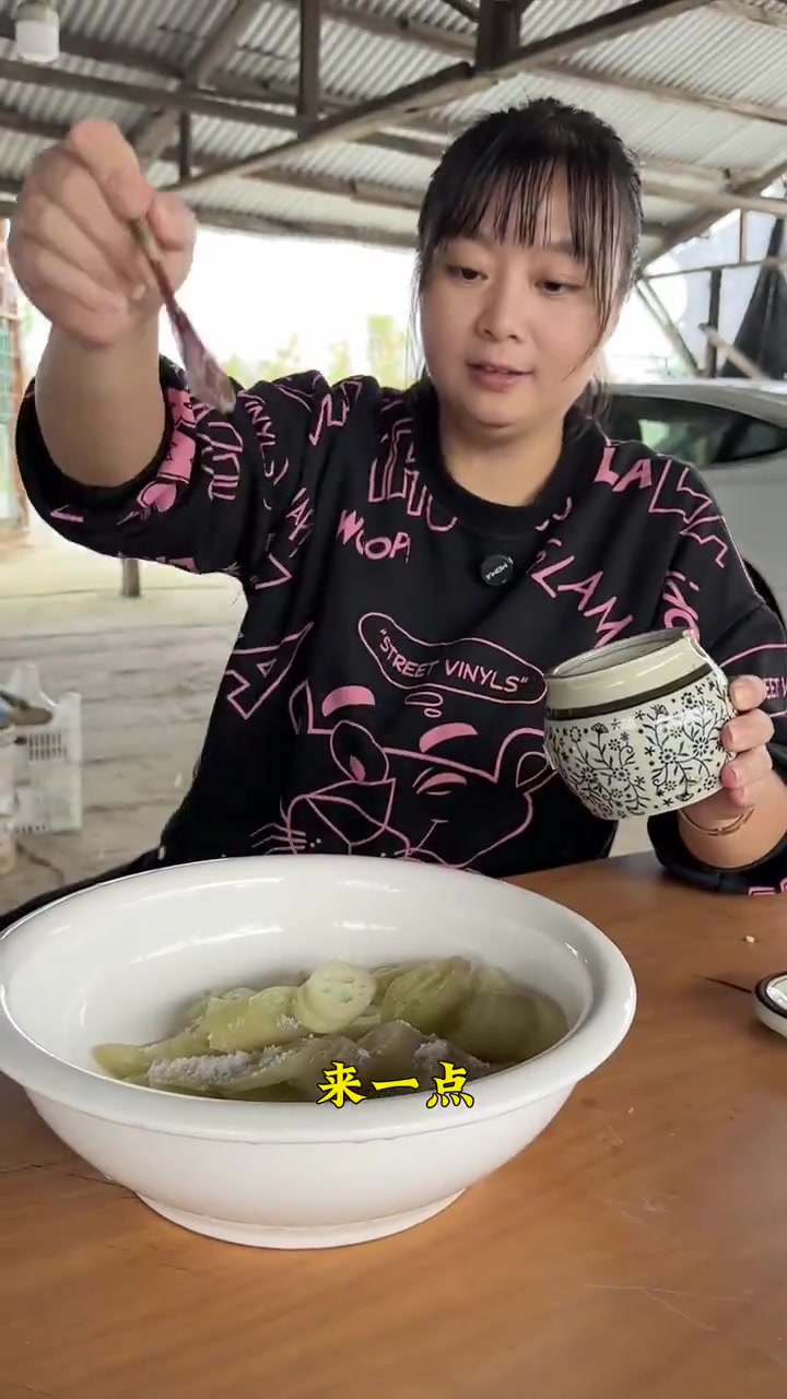 鸡头米杆子 估计很多人没吃过这东西?