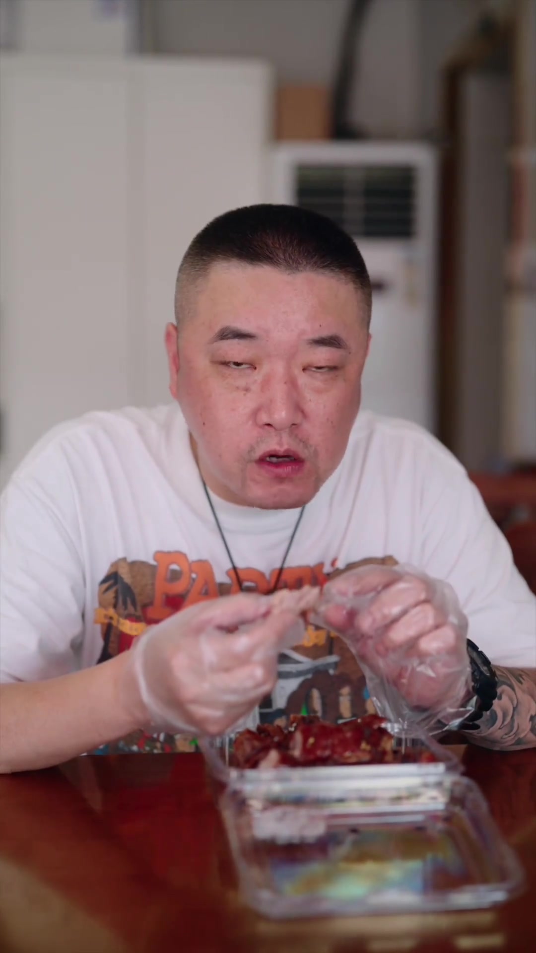 美食是人最深处的乡愁。到乐山必吃的甜皮鸭