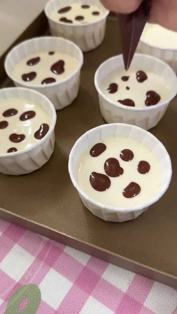 好久不做纸杯蛋糕,这次来个花里胡哨的哈哈