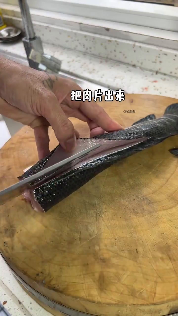 粤菜经典家常菜 丝瓜炒鱼片,温馨家庭小炒,简单易学
