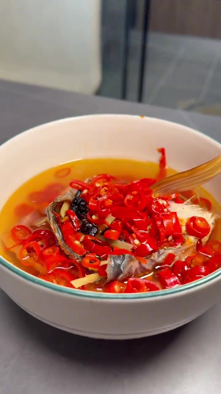 鲜腊鱼这么蒸真的是绝绝子,简单又惊艳