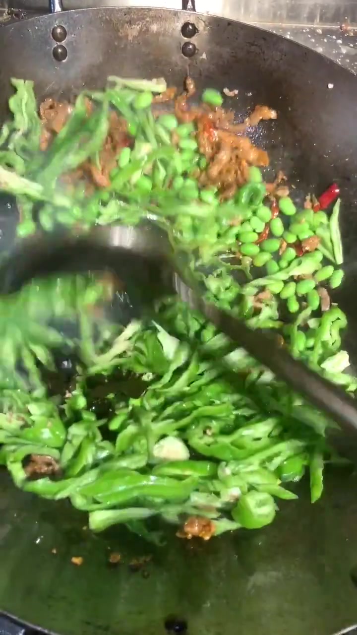 我敢说这绝对是毛豆米炒肉丝最好吃的做法