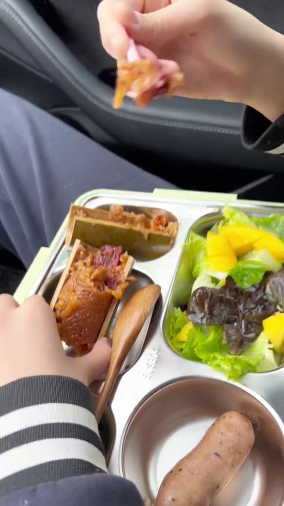 高考生冲鸭 便当盒就快完成了使命 明天继续