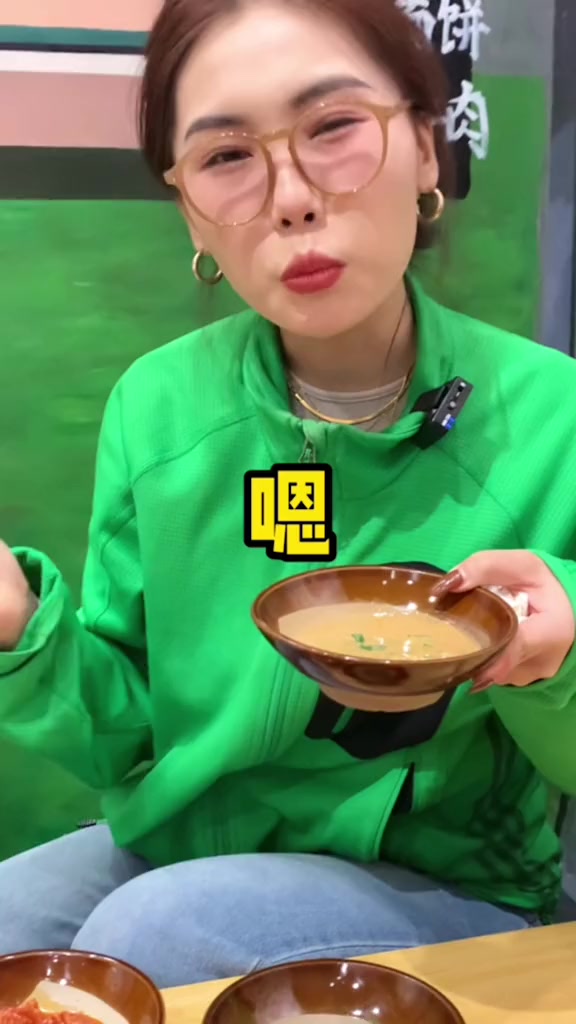 我不信青岛还有人没吃过他家麻辣烫!拌方便面无敌了