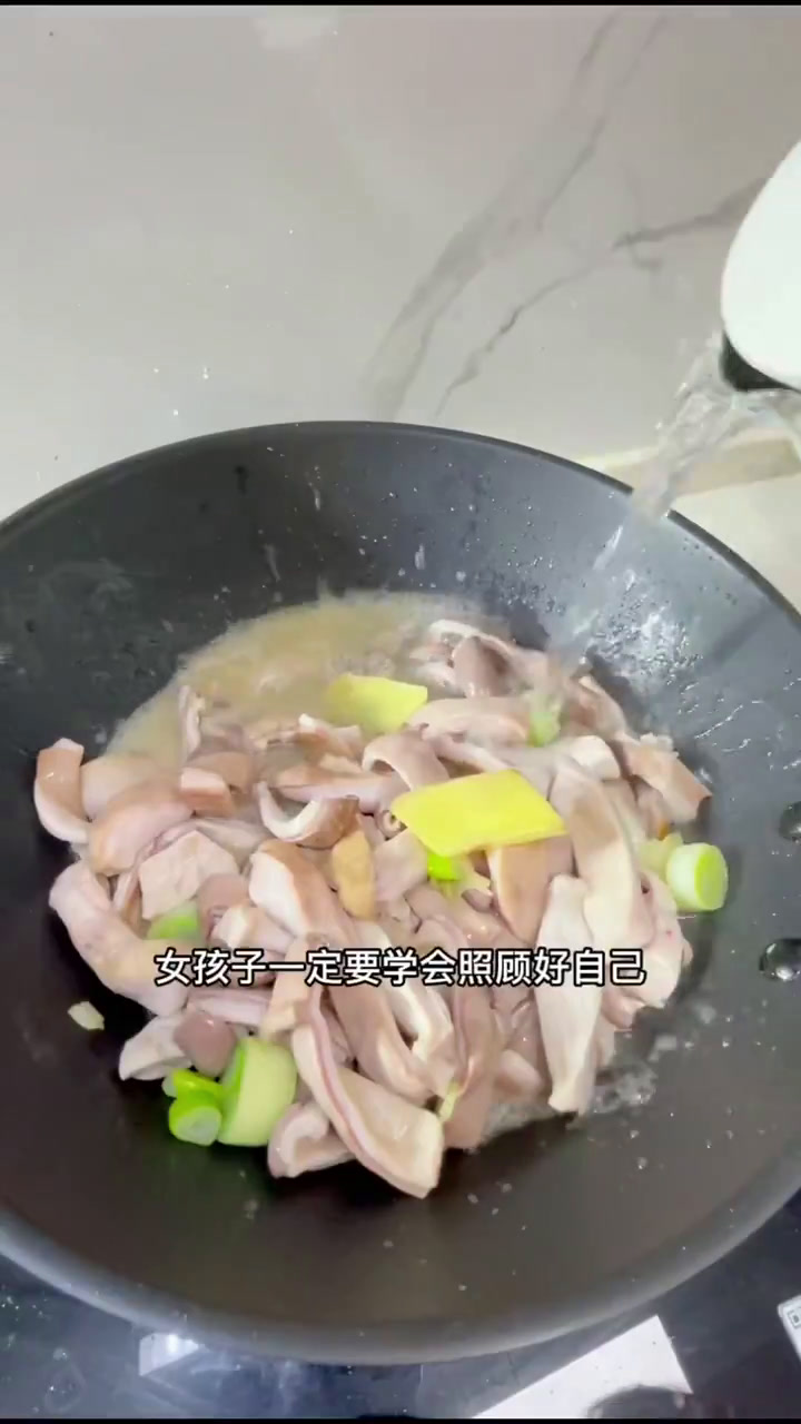 今天做一道国宴菜的天花板——鸳鸯松鼠鳜鱼