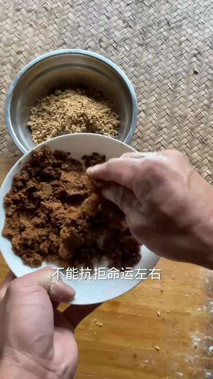 简单的生活,做花生红糖馅包子可好吃啦