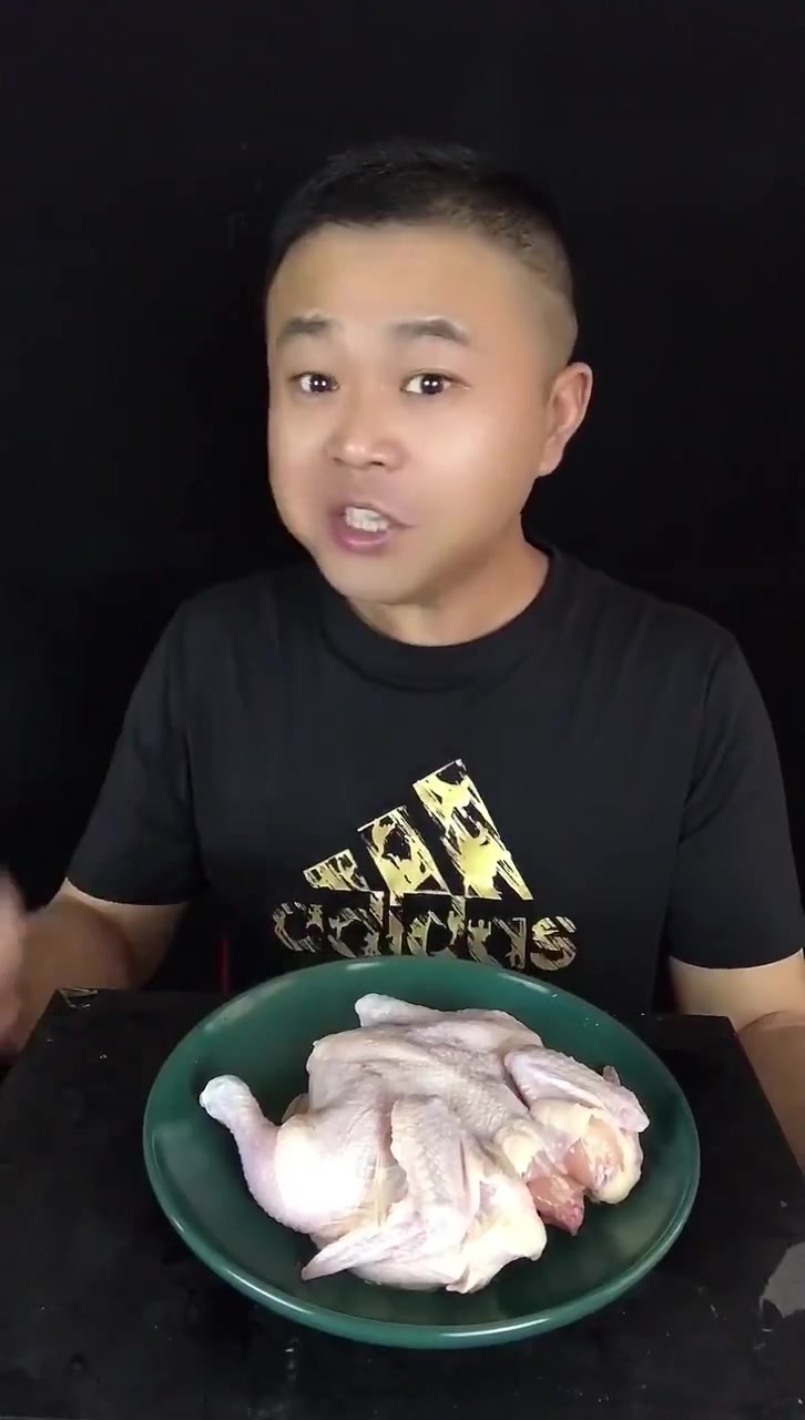 这样的土公鸡怎么样呢?