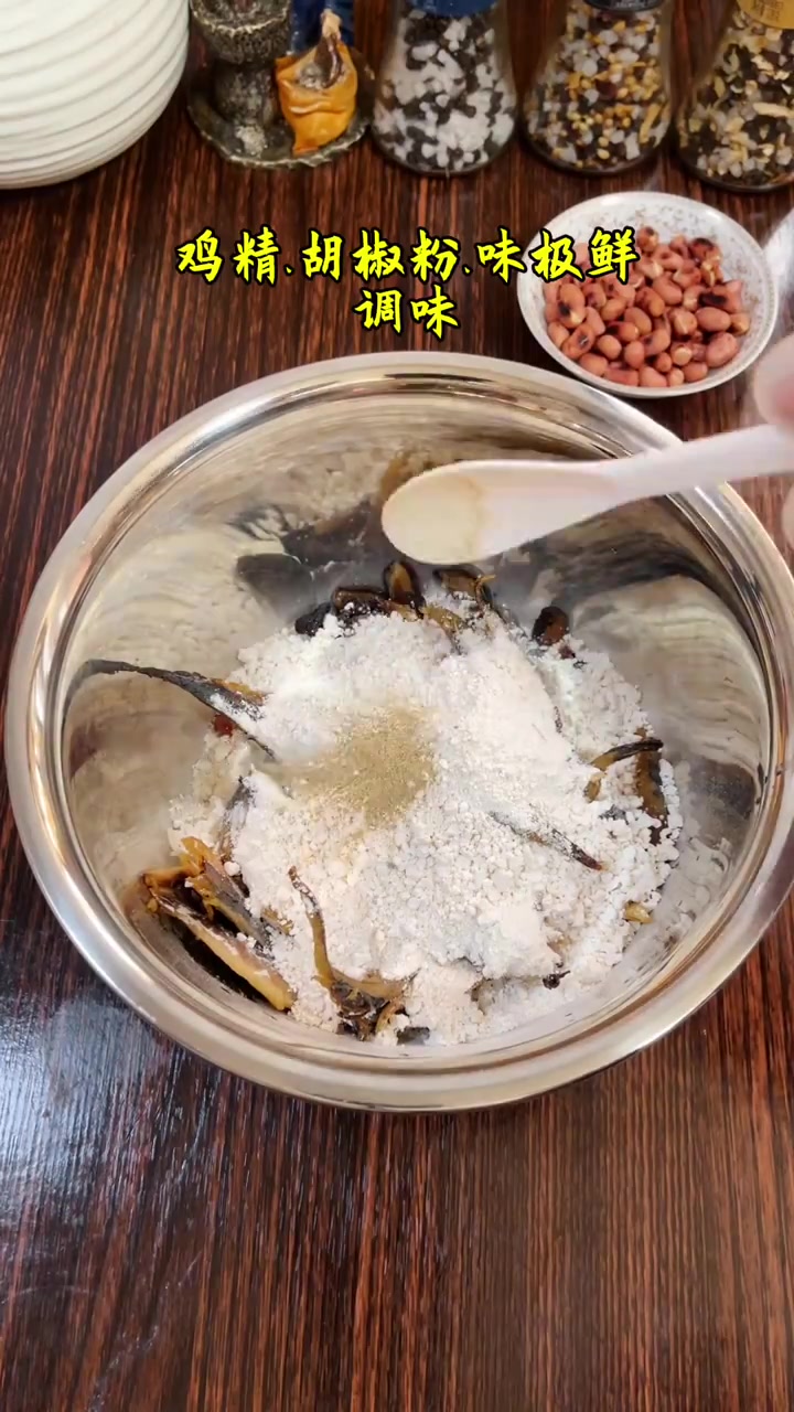 闽南特色美食巴浪鱼干煮地瓜粉团.鲜甜好吃