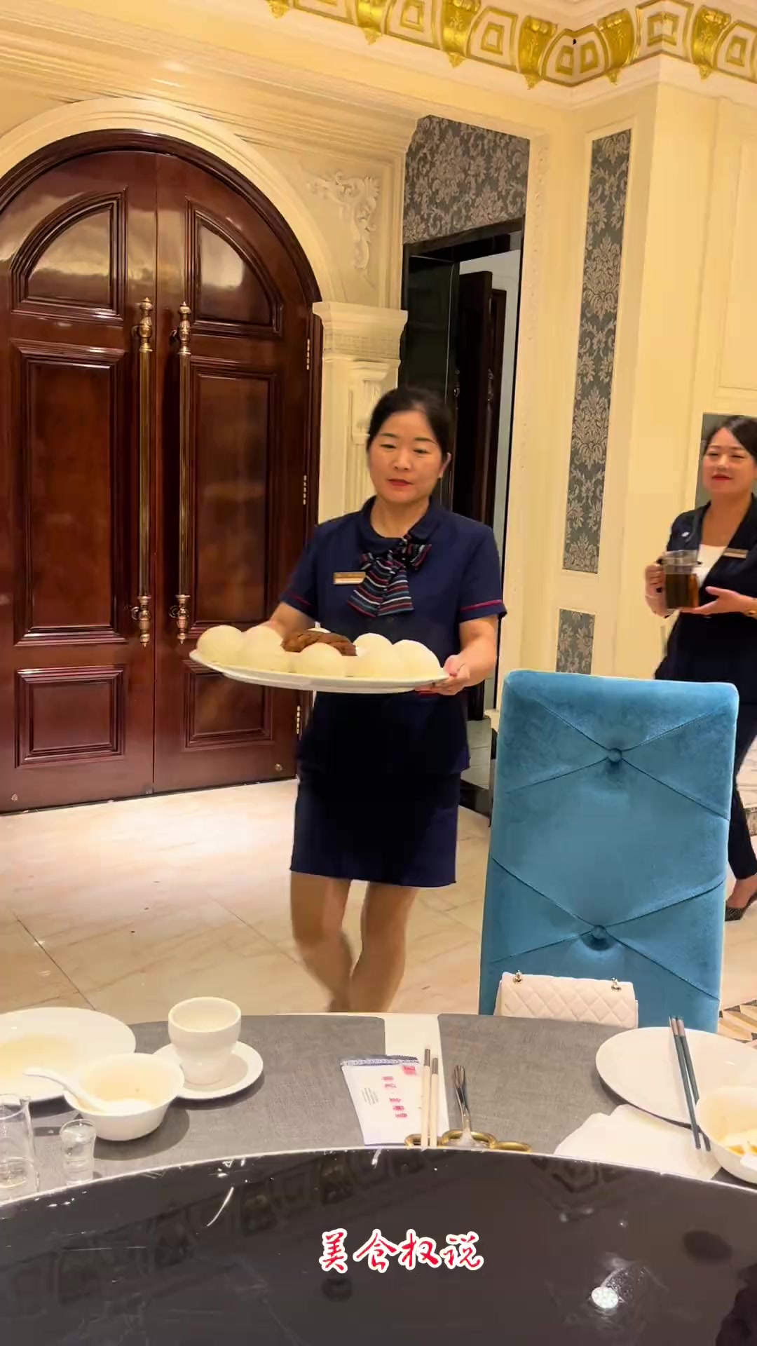 河南名菜:蒸条子肉配热馒头,元老级中国烹饪大师