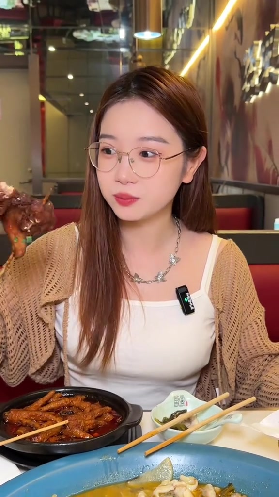 吃鱼咯!招牌酸菜黑鱼真的吃不腻的!